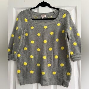 Arizona Jean Co. grey sweater w/ yellow polkadots. 3/4 cuffed sleeves. Size XL.